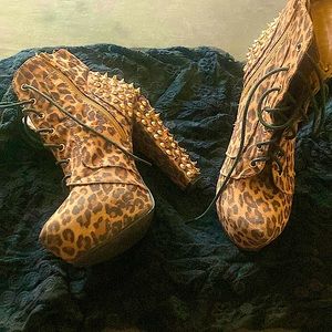 Leopard high heel boots